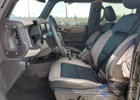 2024 Ford Bronco Wildtrak z USA, uszkodzony, nr VIN 1FMEE2BP2RLA08041